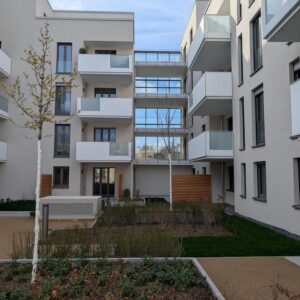 Neubau Erstbezug 3-Zimmer-Wohnung mit schöner privater Terrasse