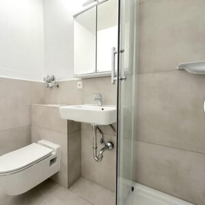 Frisch sanierte 2-Zimmer-Wohnung mit Balkon – Wiesbaden