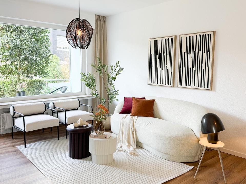 *NEU & PROVISIONSFREI* Top sanierte 4 Zimmer mit Garage und Stellplatz