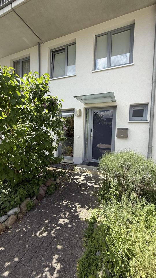 Zwischenmiete: Reihenhaus - Flair mit Garten, Office & Smarthome, all inclusive in Hamburg Nord – Bild 12