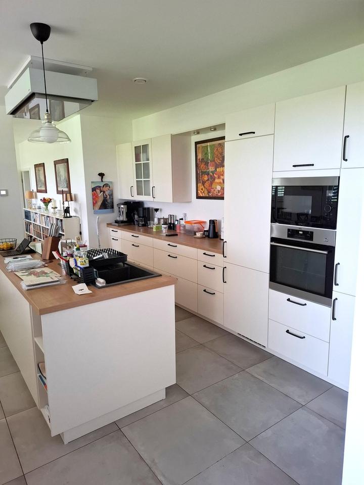 Moderne große Maisonettewohnung mit umlaufender Dachterrasse und zwei Balkonen – Bild 5