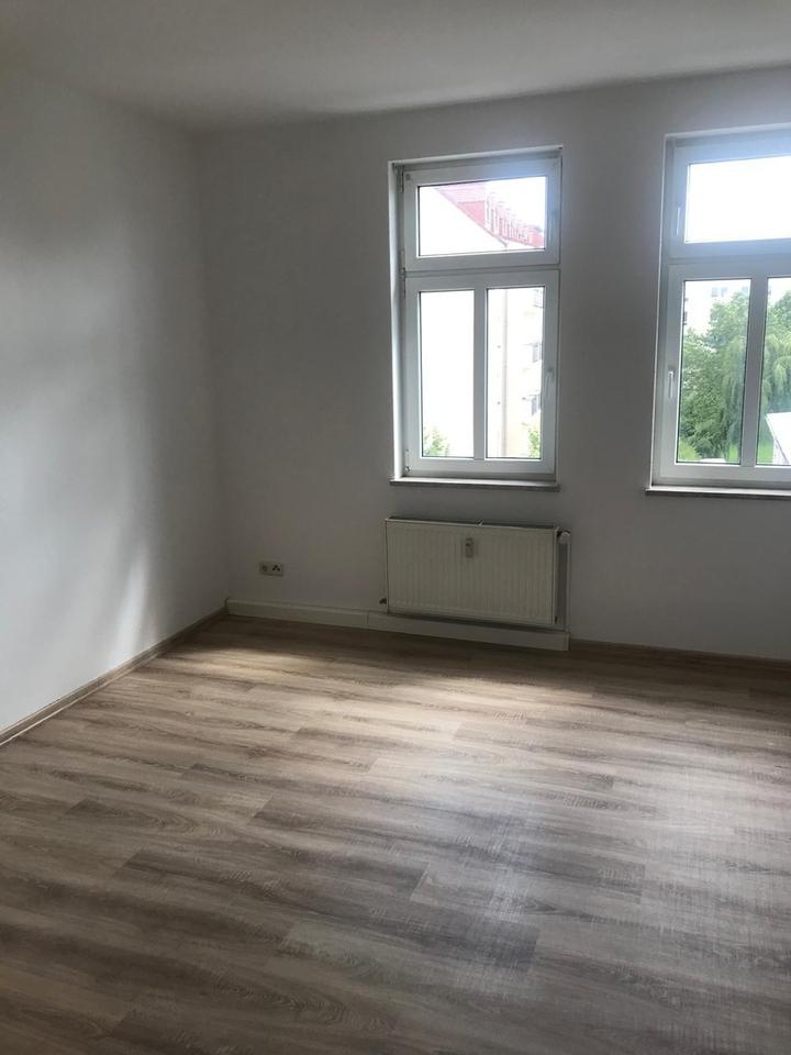 Renovierte 2-Raum-Dachgeschosswohnung – Bild 7