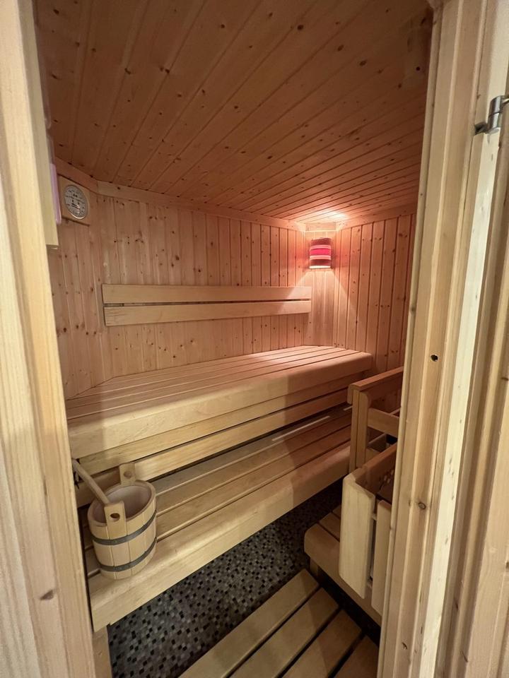 Lichtdurchfluteter Reihenbungalow mit Garten und Sauna in ruhiger Lage – Bild 18