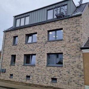 Kernsanierte Wohnung