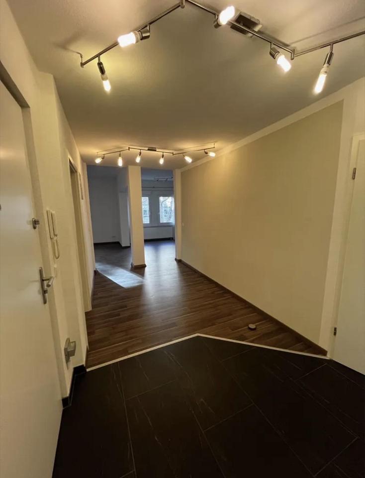 Großzügige 3,5 Zimmer Wohnung in Bestlage – Bild 6