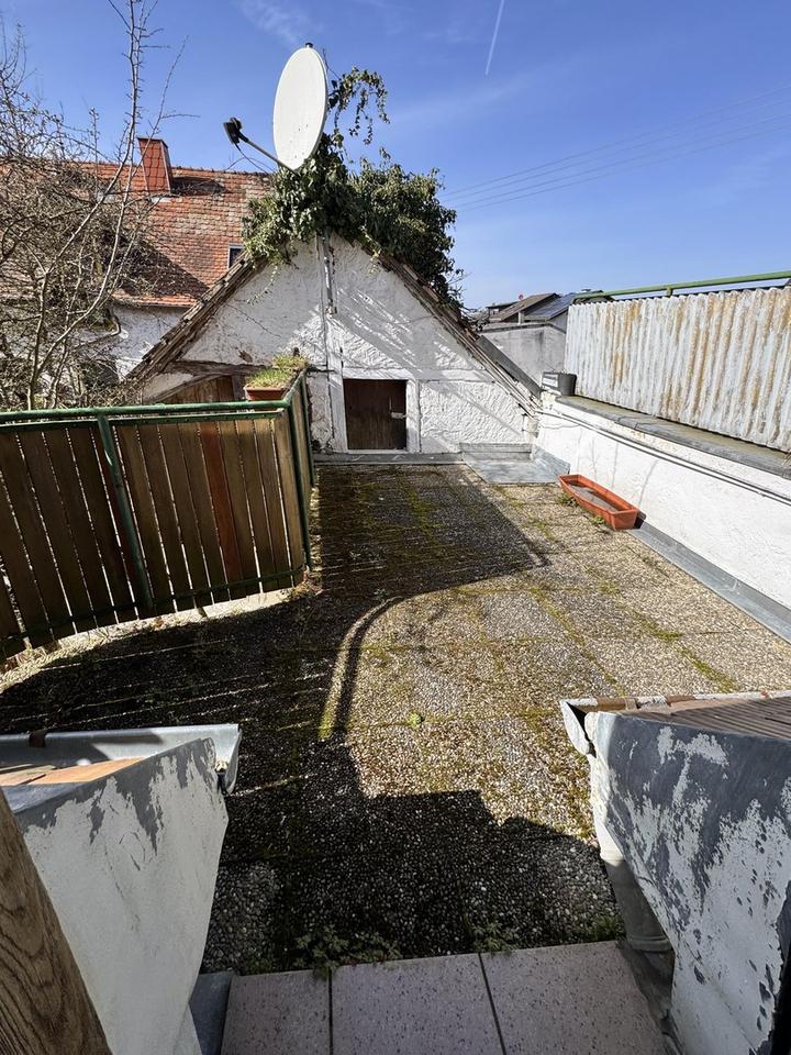 Helle 2,5-Zimmer-Wohnung mit Dachterrasse zu vermieten – befristete Mietdauer: 1 Jahr – Bild 4