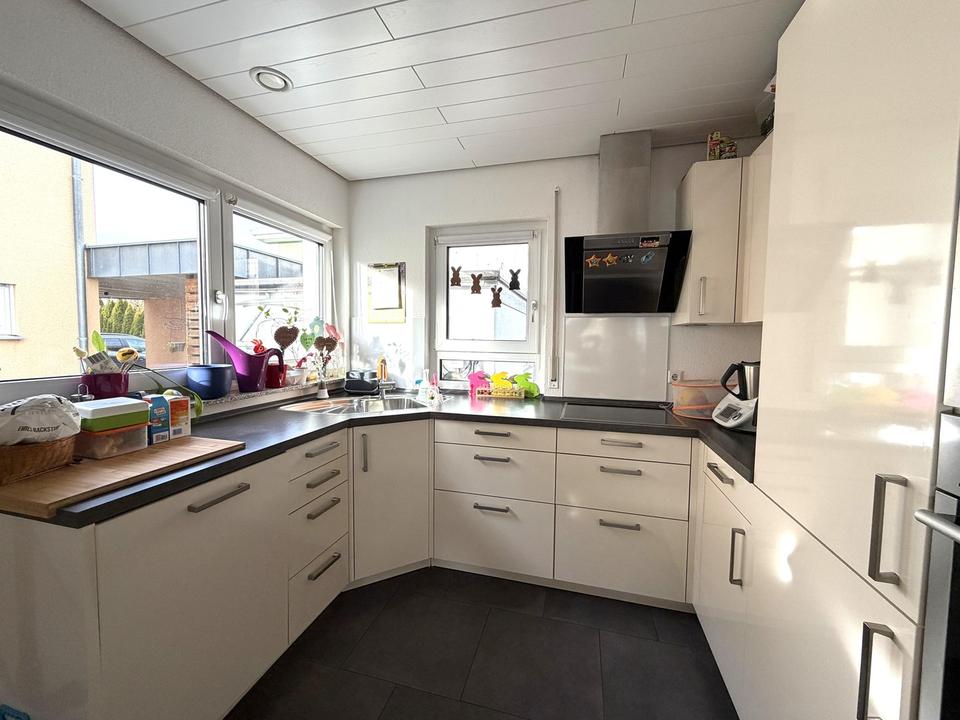 Moderne DHH mit Pergola, Garage & PV | 6 Zimmer | 148 m² | KfW-55 Standard – Bild 8