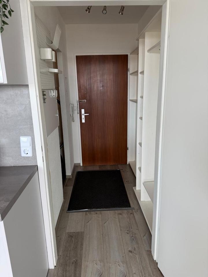 Panoramablick über Villingen * helle 1 Zi-Whg * modernisiertes Bad * inkl. TG * neue EBK * Balkon – Bild 9