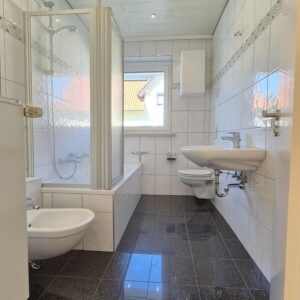 3-Zimmer Wohnung mit Balkon und Einbauküche