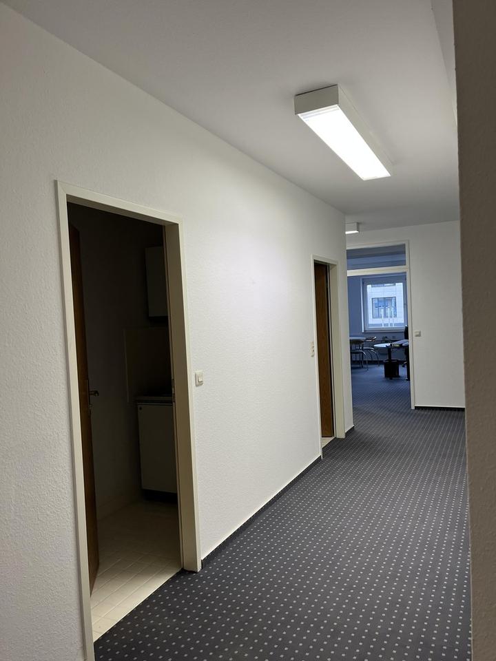 Büro- Praxisräume zu Miete - provisionsfrei – Bild 5