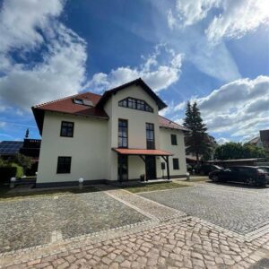 Gepflegte sowie moderne 2-Zimmer-Wohnung mit Balkon in Luckau