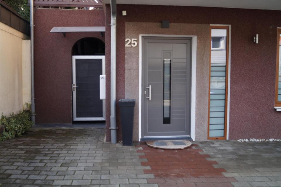 Großzügiges Energiesparsames Zweifamilienhaus – Bild 23