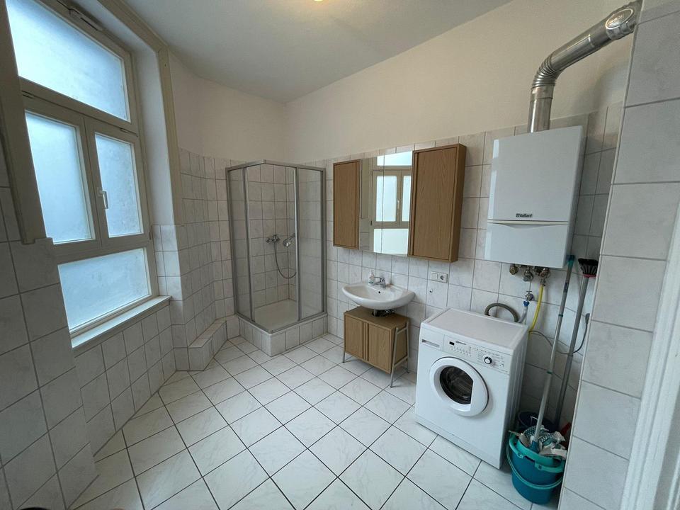 Möbliertes Zimmer in einer Frauen WG, zentral in Wiesbaden Mitte – Bild 5