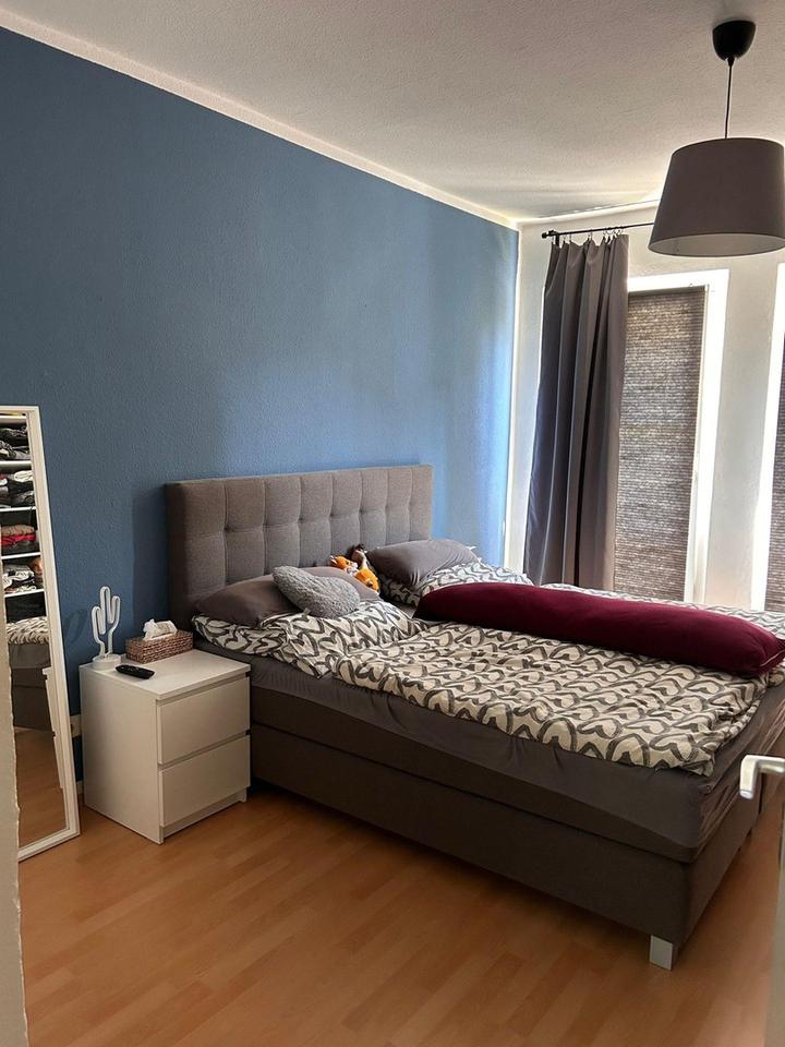 2-Raum-Wohnung mit Balkon u. Küche in Stadtfeld (Ost) – Bild 3