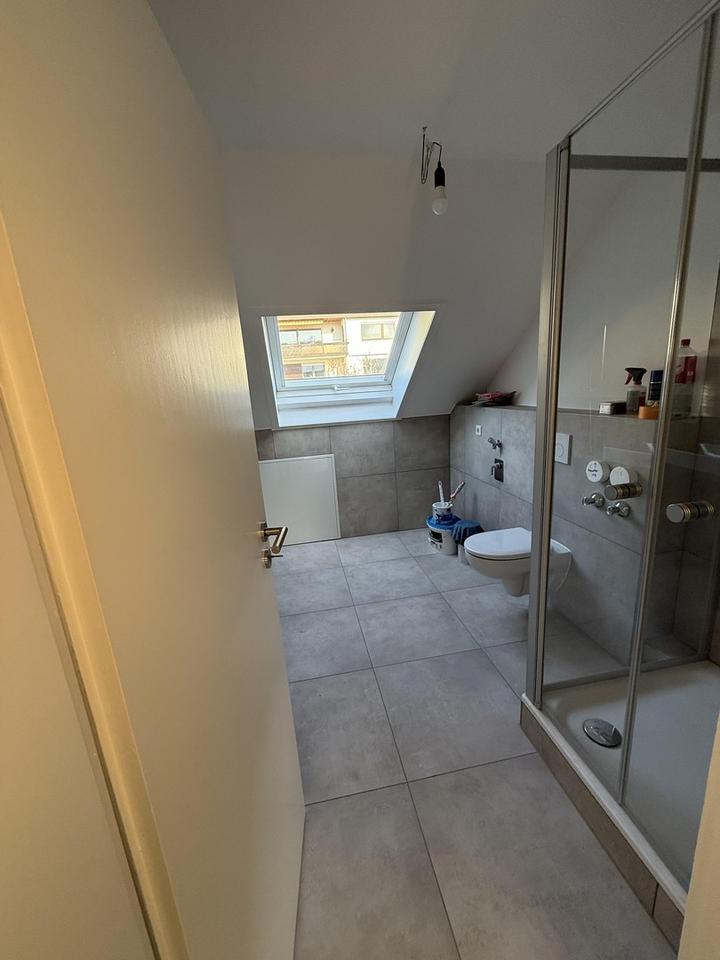 Großzügige 3-Zimmer-Wohnung mit einzigartigem Blick – Bild 2