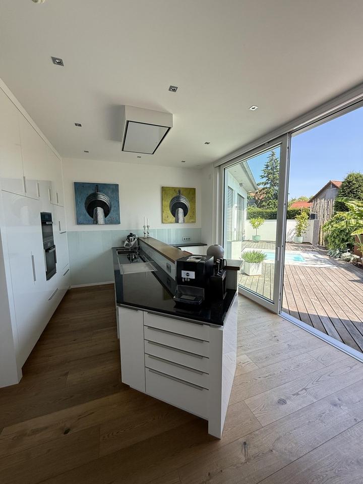 Exklusive Villa mit Lifestyle Konzept – Bild 3