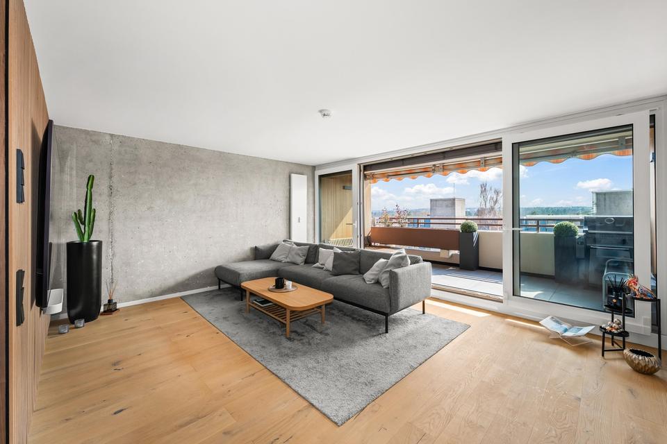 Skyline-Feeling in Nürnberg – Exklusive Traumwohnung mit Swimmingpool und Sauna