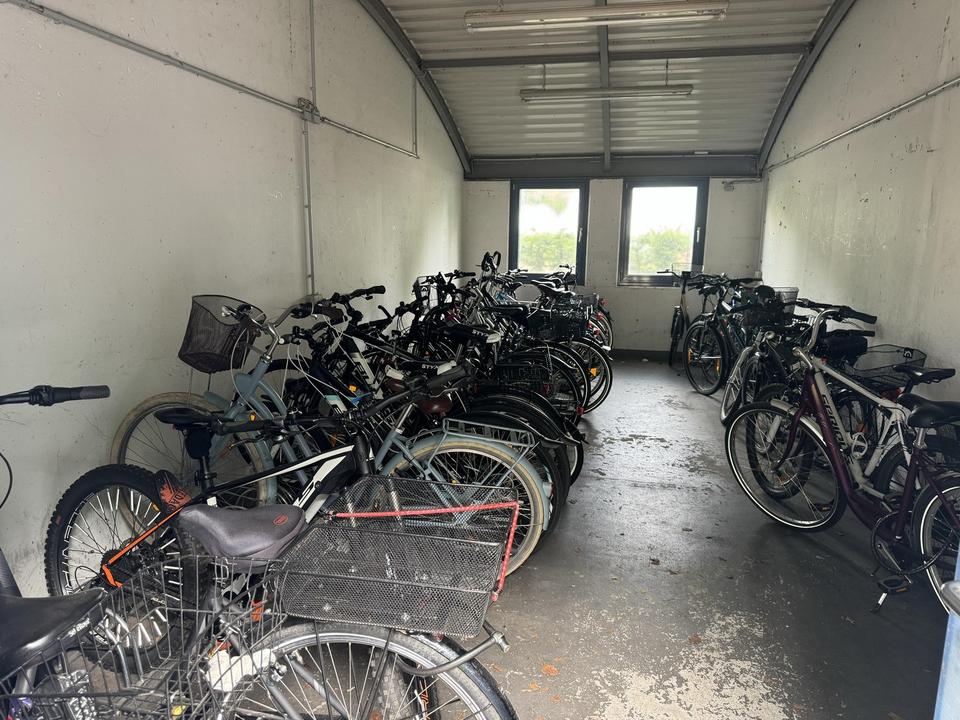 1-Zimmer-Apartment mit Grünanlage und Garage – Bild 9