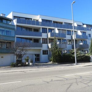 Helles 1-Zi.-Apart. mit Balkon, Kellerabteil, TG-Stellplatz (Duplex), in gepflegter Wohnanlage.