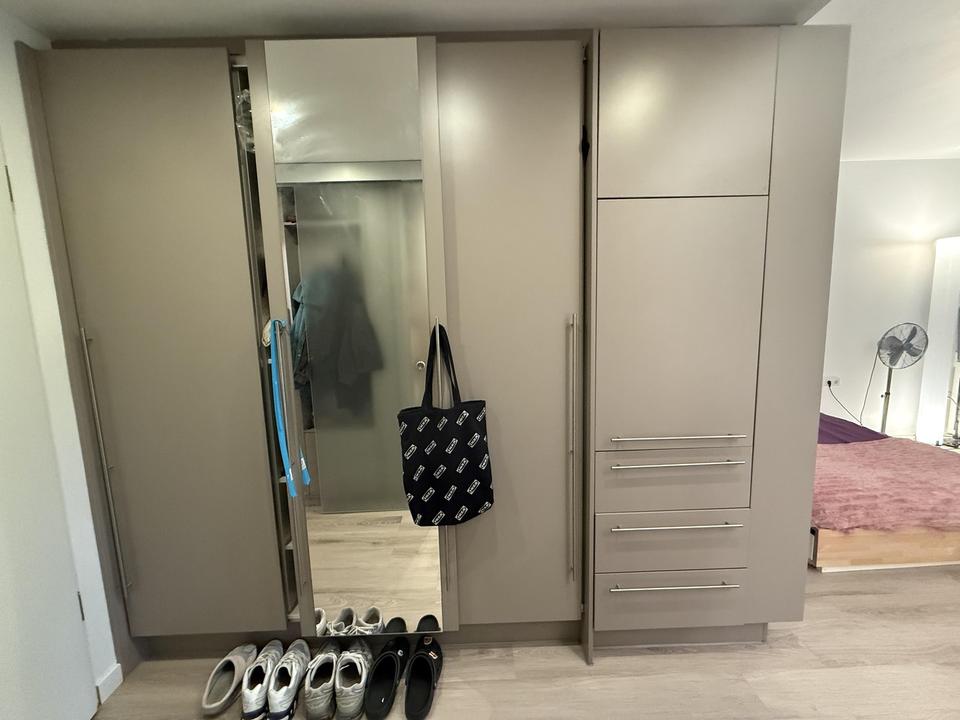 Wunderschöne, große 1-Zimmer-Wohnung mit Wintergarten, vollmöbliert – Bild 7