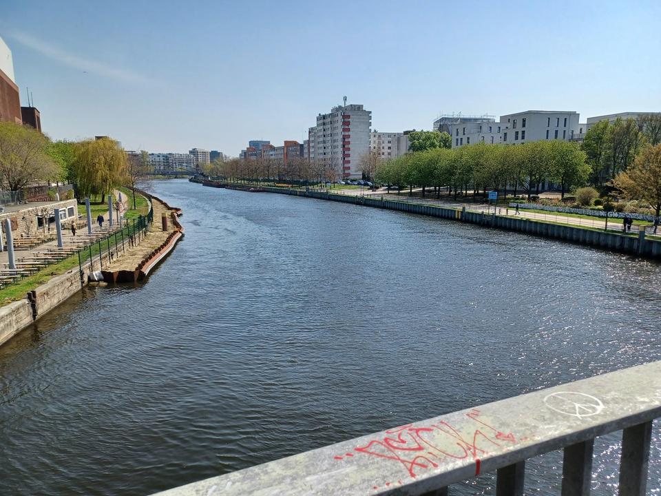 Charlottenburg Wohnen mit Spreeblick vom Balkon inkl. PKW Stellplatz