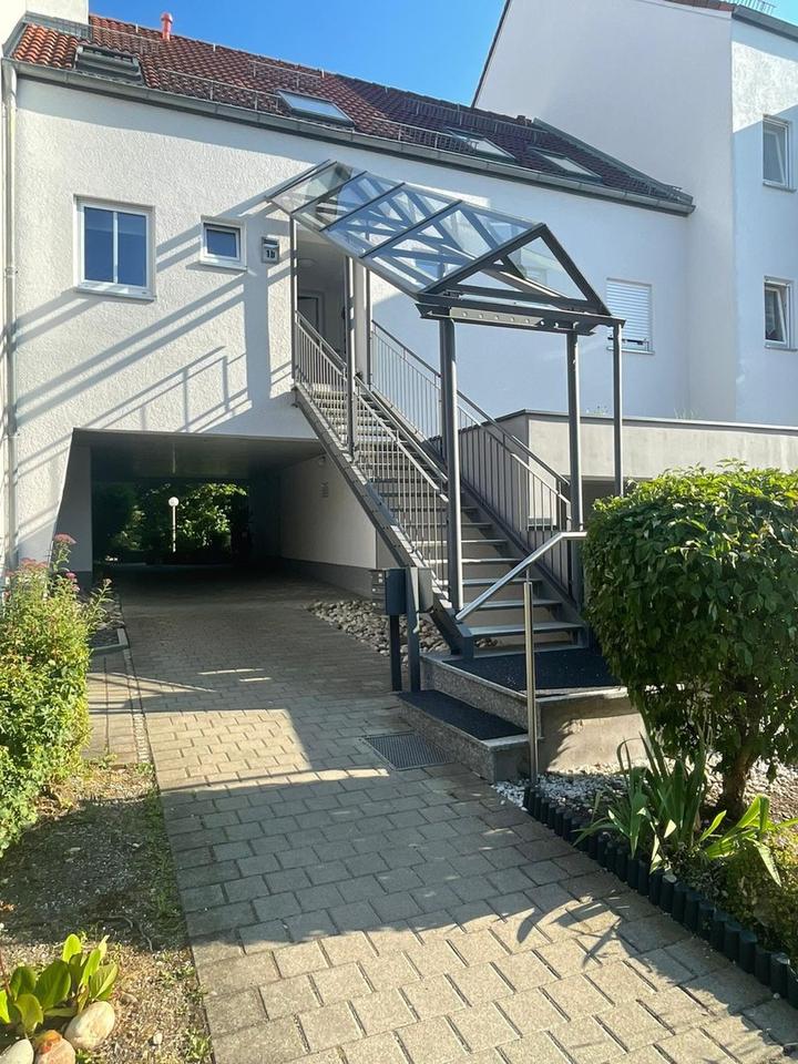 Lichtdurchflutete Maisonettewohnung mit Reihenhauscharakter