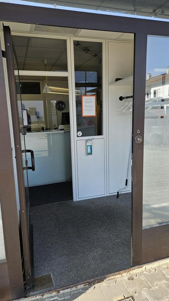 Praxis/Geschäftsräume im Erdgeschoss – Bild 3