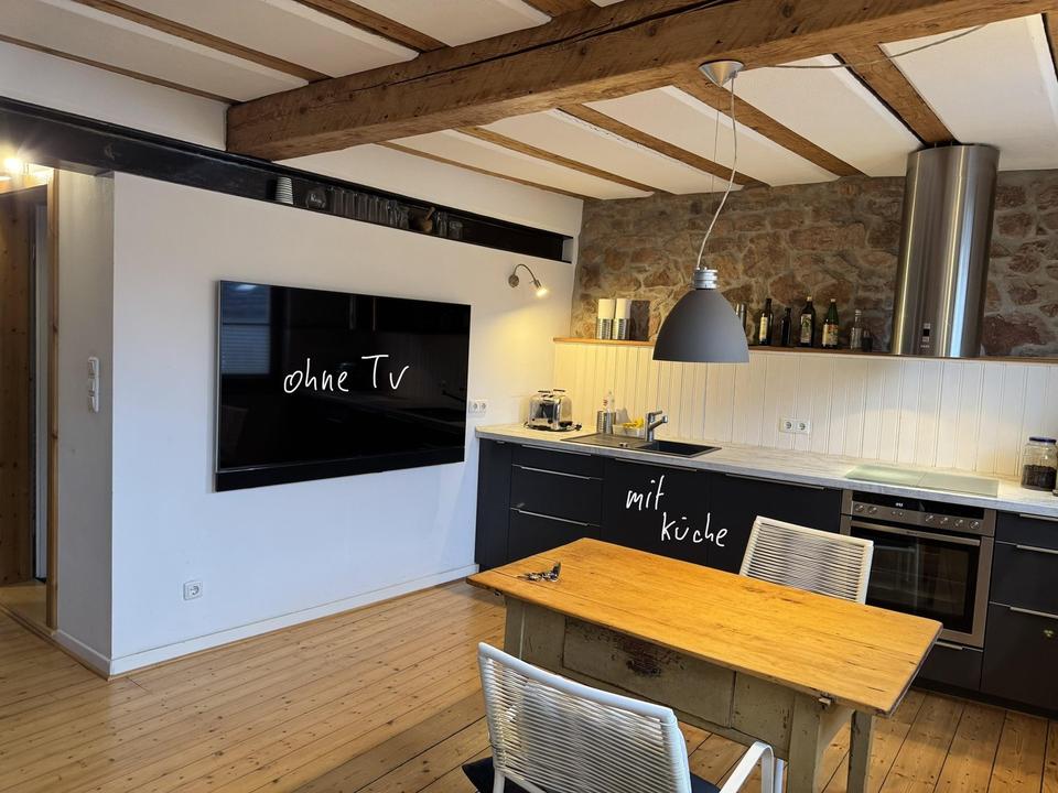 Haus mit zwei Wohneinheiten und einem separaten großen Garten – Bild 8