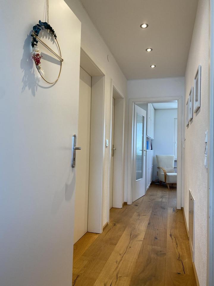 2,5-Zimmer-Wohnung (77 m²) mit traumhafter Aussicht – Bild 4