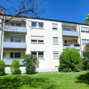 Im grünen liegendes Schmuckstück - 3-Zimmerwohnung in zentraler Lage mit Einzelgarage (WG-tauglich)