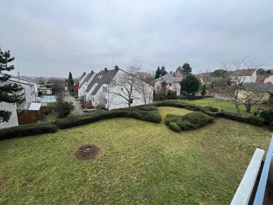 Blick & Lage!! helle - unvermietete 3,5 Zimmerwohnung ca. 88 qm mit Südbalkon – Bild 23