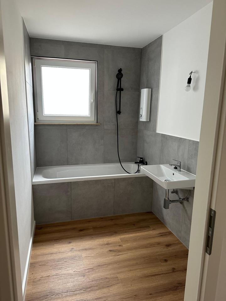 Großzügige 3,5-Zi-Wohnung mit Balkon & Aufzug – 89 m² – provisionsfrei – sofort frei – Bild 2