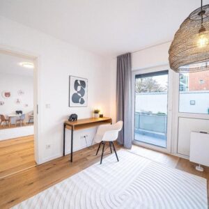 Altstadt-Süd in Köln: Frisch sanierte Wohnung im Erstbezug inklusive eigenem Stellplatz