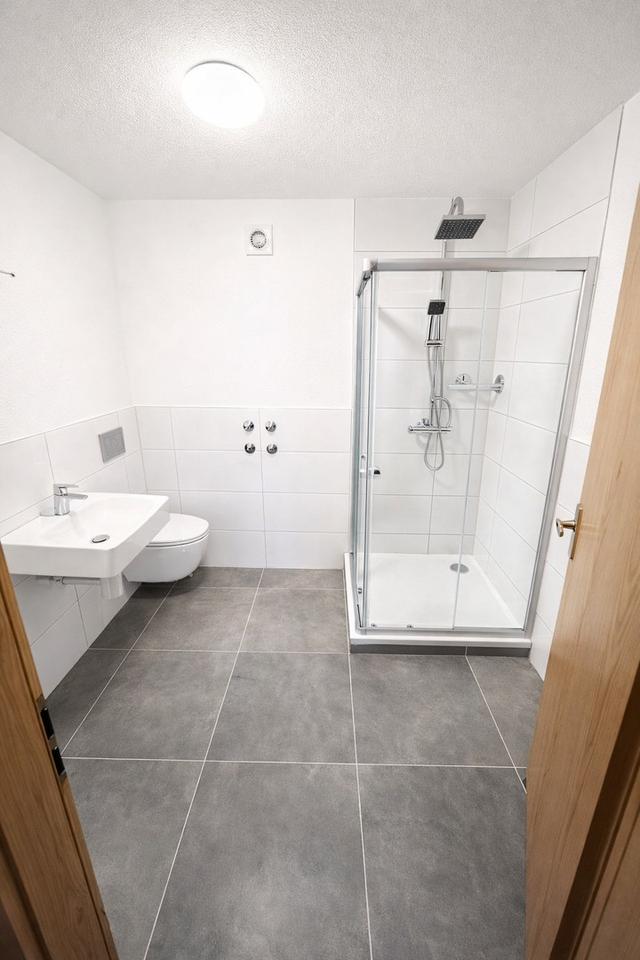 bezugsfreie & helle 2+1 Zimmer Wohnung in Untersteinbach - 100m vom Freibad entfernt