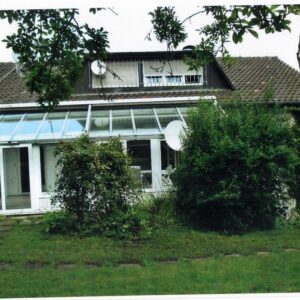 Korntal,Gewerbegebiet,älteres Einfamilienhaus,derzeit als 4x2 Zi genutzt nur 639.000,OG+DG frei