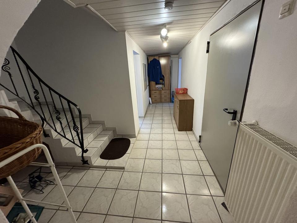 Platz für die ganze Familie! Traumhafte Doppelhaushälfte mit Blick ins Grüne – Bild 22