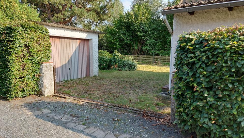 Sonniges Baugrundstück in sehr ruhiger Lage für DHH oder EFH – Bild 7