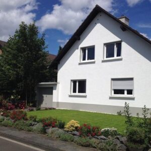 Großes freistehendes Einfamilienhaus in Bestlage