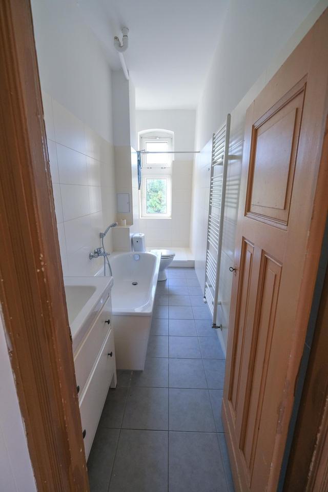 Charmante Altbauwohnung – provisionsfrei & bezugsfrei – Bild 4