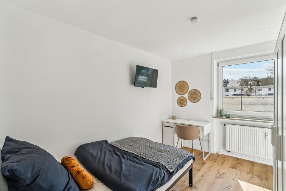 Top-Uni-Lage! Modern möbliertes Zimmer in sanierter WG | All-inclusive – Bild 2