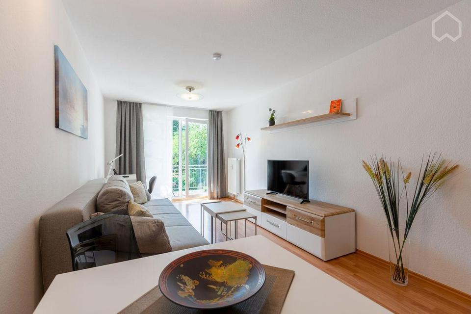 Helle Wohnung mit Balkon – Bild 13