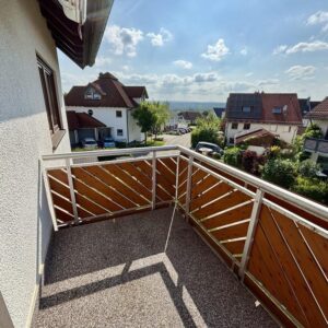 Großzügige, lichtdurchflutete Eigentumswohnung 1.OG zum Verkauf