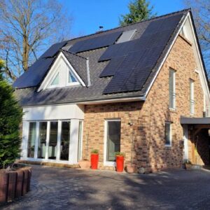 Einfamilienhaus zentral und im Grünen