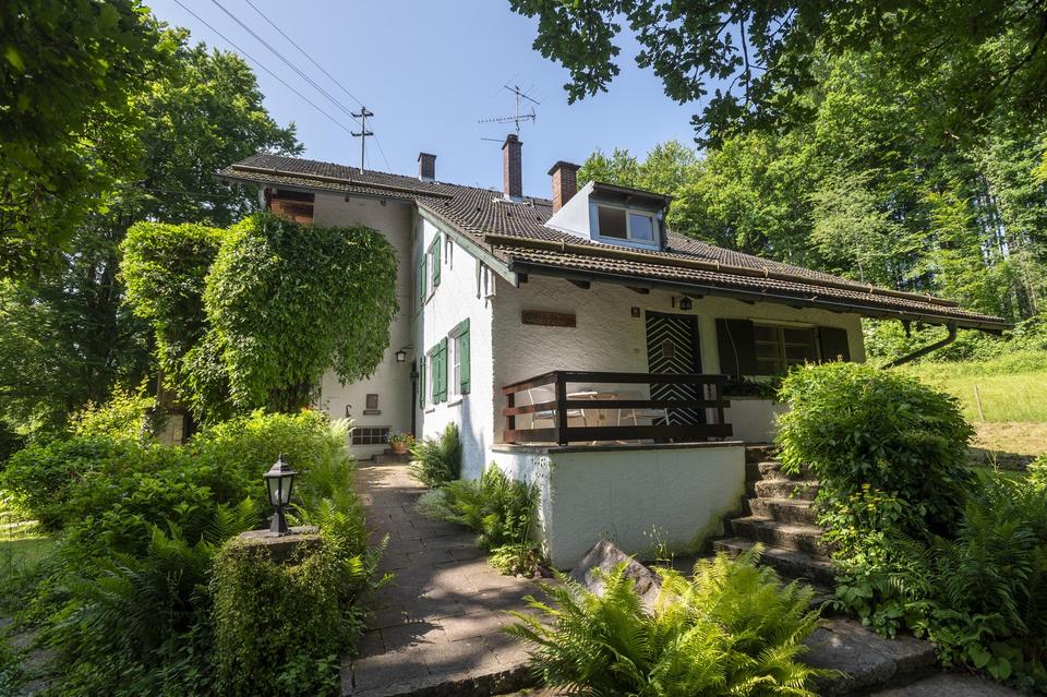 Ein Anwesen von Seltenheit – Villa, Stall & Luxuriöse Alleinlage – Bild 18