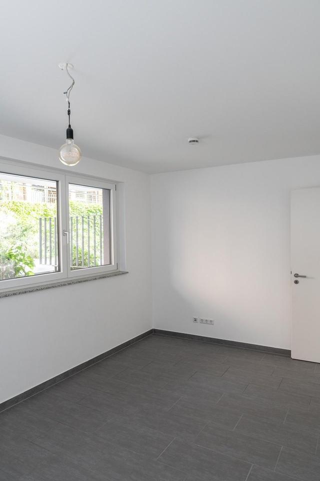 Moderne 2-Zi Wohnung in Stuttgart-West mit Terrasse, EBK, Aufzug, Tiefgarage, Wallbox – Bild 3