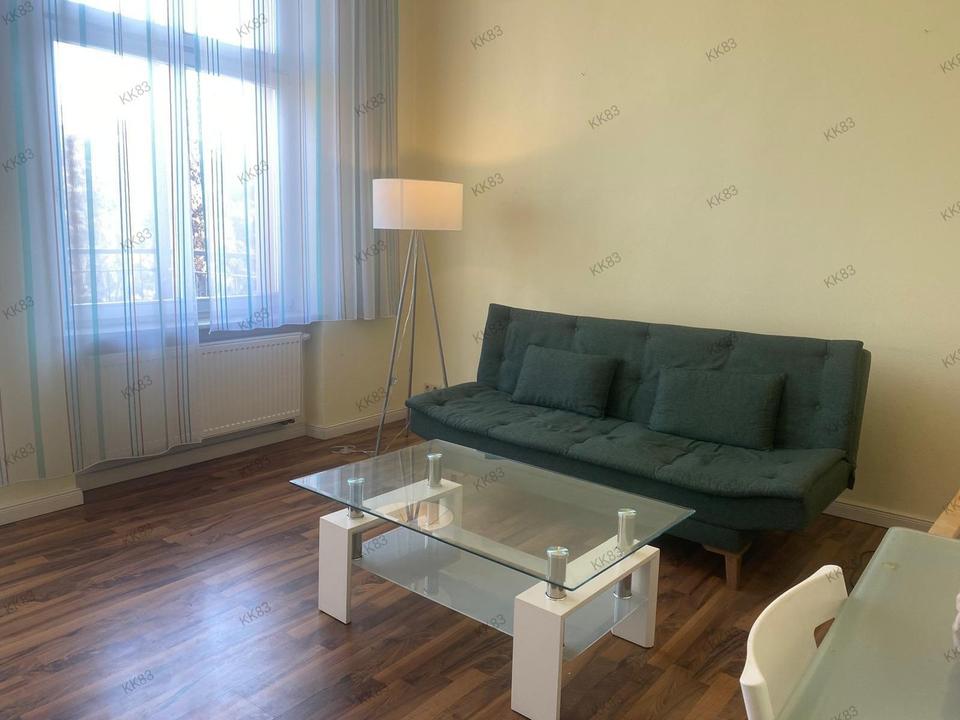 Möbliertes Zwei-Zimmer Apartment mit Balkon – Bild 3