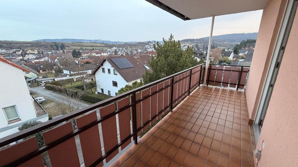 Helle 3-Zimmer-Wohnung mit Traum-Blick, Süd-Ost-Balkon & EBK – Bild 19