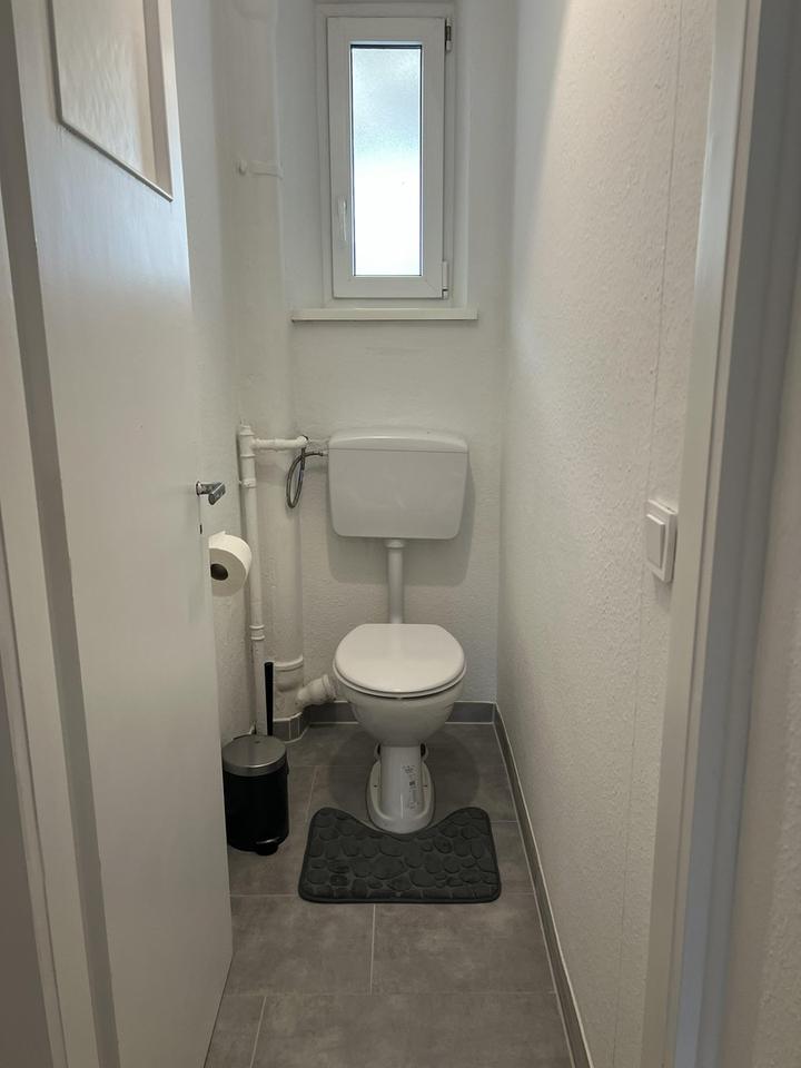 4 freie WG-Zimmer, frisch renoviert und neu möbliert in zentraler Lage am Plärrer – Bild 10