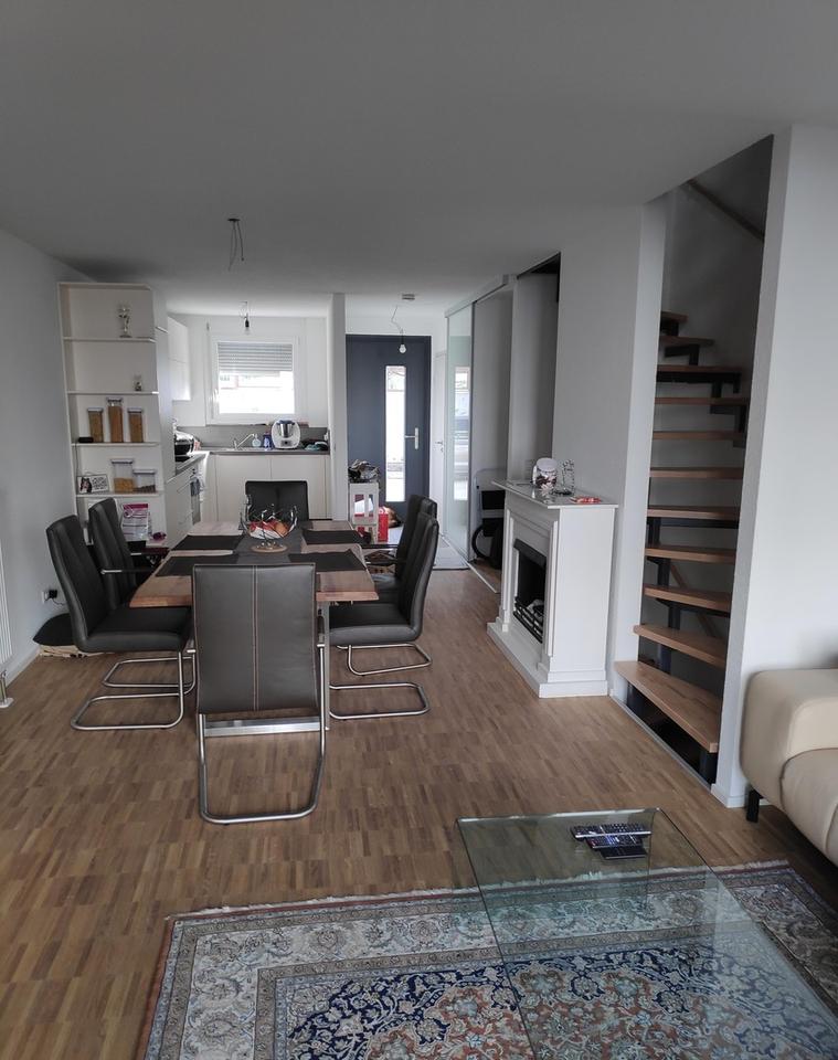 Neuwertiges Reihenmittelhaus in Abstatt (Kreis Heilbronn) – Bild 3