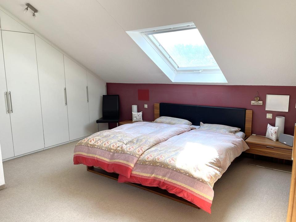 Großes, helles REH für die Familie mit modernem Grundriss und wunderschönem Garten – Bild 18